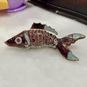 Unique Moving Hand-Painted Chinese "Lucky Fish"